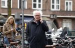 Amsterdam 10 april 2018
Henk Spaan bellend op de fiets in Amsterdam