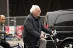 Amsterdam 10 april 2018
Henk Spaan bellend op de fiets in Amsterdam