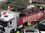 Eindhoven, 16 April 2018
PSV-AJAX, eindstand 3-0 en Landskampioen Seizoen 2017-2018
Huldiging op het gemeentehuis Eindhoven