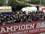 Eindhoven, 16 April 2018
PSV-AJAX, eindstand 3-0 en Landskampioen Seizoen 2017-2018
Huldiging op het gemeentehuis Eindhoven