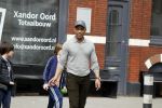 Amsterdam 10 april 2018
Humberto Tan met een aantal kinderen die een fotocursus krijgen.
