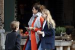 Amsterdam 14 april 2018 
Isa Hoes en haar dochter Vlinder eten ijsje