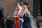 Amsterdam 14 april 2018 
Isa Hoes en haar dochter Vlinder eten ijsje