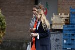 Amsterdam 14 april 2018 
Isa Hoes en haar dochter Vlinder eten ijsje
