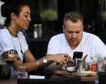 Amsterdam 18 april 2018
Jamai Looman met een vriendin op terras bij v Dam