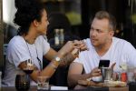 Amsterdam 18 april 2018
Jamai Looman met een vriendin op terras bij v Dam