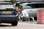 Amsterdam / Loosdrecht 12 mei 2018
Jeroen Pauw en zijn vriendin Zoe doen boodschappen in Amsterdam waarna ze naar hun boot in Loosdrecht rijden.