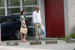 Amsterdam / Loosdrecht 12 mei 2018
Jeroen Pauw en zijn vriendin Zoe doen boodschappen in Amsterdam waarna ze naar hun boot in Loosdrecht rijden.