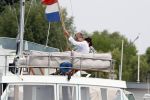 Amsterdam / Loosdrecht 12 mei 2018
Jeroen Pauw en zijn vriendin Zoe doen boodschappen in Amsterdam waarna ze naar hun boot in Loosdrecht rijden.