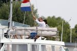 Amsterdam / Loosdrecht 12 mei 2018
Jeroen Pauw en zijn vriendin Zoe doen boodschappen in Amsterdam waarna ze naar hun boot in Loosdrecht rijden.