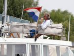 Amsterdam / Loosdrecht 12 mei 2018
Jeroen Pauw en zijn vriendin Zoe doen boodschappen in Amsterdam waarna ze naar hun boot in Loosdrecht rijden.