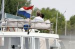 Amsterdam / Loosdrecht 12 mei 2018
Jeroen Pauw en zijn vriendin Zoe doen boodschappen in Amsterdam waarna ze naar hun boot in Loosdrecht rijden.
