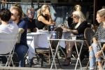 Amsterdam 18 april 2018
Judith osborn met (een) vriend op etrras bij George.