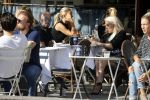 Amsterdam 18 april 2018
Judith osborn met (een) vriend op etrras bij George.
