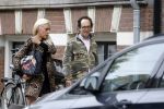 Amsterdam 23 april 2018
Judith Osborn met (een) vriend op straat en op terras bij George in Amsterdam zuid.
