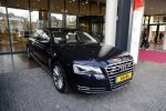Amsterdam 18 april 2018
 Koning Willem-Alexander en koningin Maxima wonen de premiere bij van Gurre-Lieder in de Nationale Opera & Ballet in de stopera. verlengde audi A8