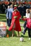 Groningen 27 april 2018
Koningsdag in Groningen met Koning Willem Alexander Koningin Maxima prinses Amalia Arian Alexia . Verder ook aanwezig Prins Maurits Prinses Marilene Prins Bernhard Prinses Annette Prins Floris Prinses Aimee en prins Pieter Christiaan.