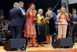Groningen 27 april 2018
Koningsdag in Groningen met Koning Willem Alexander Koningin Maxima prinses Amalia Arian Alexia . Verder ook aanwezig Prins Maurits Prinses Marilene Prins Bernhard Prinses Annette Prins Floris Prinses Aimee en prins Pieter Christiaan.