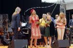 Groningen 27 april 2018
Koningsdag in Groningen met Koning Willem Alexander Koningin Maxima prinses Amalia Arian Alexia . Verder ook aanwezig Prins Maurits Prinses Marilene Prins Bernhard Prinses Annette Prins Floris Prinses Aimee en prins Pieter Christiaan.