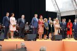Groningen 27 april 2018
Koningsdag in Groningen met Koning Willem Alexander Koningin Maxima prinses Amalia Arian Alexia . Verder ook aanwezig Prins Maurits Prinses Marilene Prins Bernhard Prinses Annette Prins Floris Prinses Aimee en prins Pieter Christiaan.