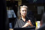 Hilversum 9 mei 2018 
Laurien Verstraten op etrras bij brasserie v Dam.
