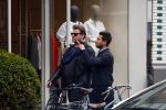 Amsterdam 14 april 2018
Leco v Zadelhoff met zijn vriend Carlos op de cornelis schuytstraat.