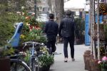 Amsterdam 14 april 2018
Leco v Zadelhoff met zijn vriend Carlos op de cornelis schuytstraat.