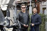 Amsterdam 14 april 2018
Leco v Zadelhoff met zijn vriend Carlos op de cornelis schuytstraat.