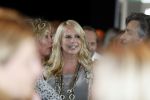 Amsterdam 25 september 2018
Presentatie lâ€™Homo van het blad Linda in Hotel Arena. Linda de Mol reikt het eerste exemplaar uit aan Erwin Olaf Hans v Manen en Hans Klok .