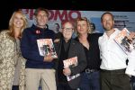 Amsterdam 25 september 2018
Presentatie lâ€™Homo van het blad Linda in Hotel Arena. Linda de Mol reikt het eerste exemplaar uit aan Erwin Olaf Hans v Manen en Hans Klok . Linda de Mol en hoofdredacteur Iebele van der Meulen