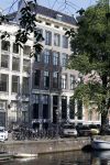 Amsterdam 9 mei 2018
Marcel Boekhoorn heeft een fantastisch pand/huis/appartement op de gracht gekocht.