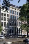 Amsterdam 9 mei 2018
Marcel Boekhoorn heeft een fantastisch pand/huis/appartement op de gracht gekocht.