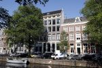 Amsterdam 9 mei 2018
Marcel Boekhoorn heeft een fantastisch pand/huis/appartement op de gracht gekocht.