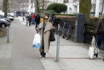 Hamburg 13 april 2018
Sylvie Meis viert haar 40e verjaardag oa met haar vader en moeder en haar broer Daniel. Ze gingen smiddags lunchen in Restaurant Daniel en s avonds was het feest in hotel Radisson Blue in Hamburg. De PA van Sylvie  Marina Coburger