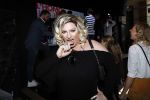 Amsterdam 25 september 2018
Presentatie lâ€™Homo van het blad Linda in Hotel Arena. Linda de Mol reikt het eerste exemplaar uit aan Erwin Olaf Hans v Manen en Hans Klok . Mayday