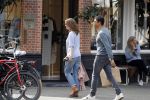 Amsterdam 10 april 2018 
Michael Reiziger met zijn vrouw Anemone in Amsterdam zuid