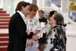 Amsterdam 18 april 2018
 Koning Willem-Alexander en koningin Maxima wonen de premiere bij van Gurre-Lieder in de Nationale Opera & Ballet in de stopera. Oud hofdame van prinses Beatrix Miente Boellaard Stheeman wordt geinterviewd door Matthijs Albers