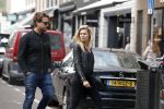 Amsterdam 23 april 2018
Nicolette v Dam met man Bas Smit op de pc hooftstraat.