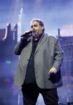 Amsterdam 14 april 2018
Heel holland zingt Hazes in het ziggo dome met oa Andre Hazes Jr Jeroen v d Boom Xander de Buisonje Roxeanne Hazes (zwanger) Peter Beense Trijntje Oosterhuis Danny de Munk Silver Metz en Barry Hay.