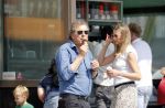 Amsterdam 22 april 2018
Robert ten Brink zijn vrouw Roos en hun kleinzoon eten ijsje