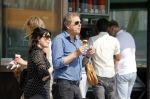 Amsterdam 22 april 2018
Robert ten Brink zijn vrouw Roos en hun kleinzoon eten ijsje