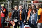 Groningen 27 april 2018
Koningsdag in Groningen met Koning Willem Alexander Koningin Maxima prinses Amalia Arian Alexia . Verder ook aanwezig Prins Maurits Prinses Marilene Prins Bernhard Prinses Annette Prins Floris Prinses Aimee en prins Pieter Christiaan. Ronald en Bartina Koeman