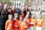 Groningen 27 april 2018
Koningsdag in Groningen met Koning Willem Alexander Koningin Maxima prinses Amalia Arian Alexia . Verder ook aanwezig Prins Maurits Prinses Marilene Prins Bernhard Prinses Annette Prins Floris Prinses Aimee en prins Pieter Christiaan. Ronald Koeman