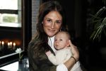 Amsterdam 16 april 2018
Boekpresentatie Fajah Lourens in het conservatorium Hotel. Saar Koningsberger met baby