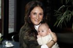 Amsterdam 16 april 2018
Boekpresentatie Fajah Lourens in het conservatorium Hotel. Saar Koningsberger met baby