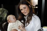 Amsterdam 16 april 2018
Boekpresentatie Fajah Lourens in het conservatorium Hotel. Saar Koningsberger met baby
