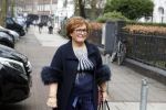 Hamburg 13 april 2018
Sylvie Meis viert haar 40e verjaardag oa met haar vader en moeder en haar broer Daniel. Ze gingen smiddags lunchen in Restaurant Daniel en s avonds was het feest in hotel Radisson Blue in Hamburg. Medium Sarina Bruens
