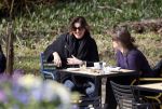 Amsterdam 7 april 2018
Susan Visser met vriendin en hondje in het Vondelpark