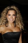Hamburg 13 april 2018
Sylvie Meis viert haar 40e verjaardag oa met haar vader en moeder en haar broer Daniel. Ze gingen smiddags lunchen in Restaurant Daniel en s avonds was het feest in hotel Radisson Blue in Hamburg.