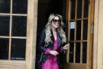 Hamburg 13 april 2018
Sylvie Meis viert haar 40e verjaardag oa met haar vader en moeder en haar broer Daniel. Ze gingen smiddags lunchen in Restaurant Daniel en s avonds was het feest in hotel Radisson Blue in Hamburg.